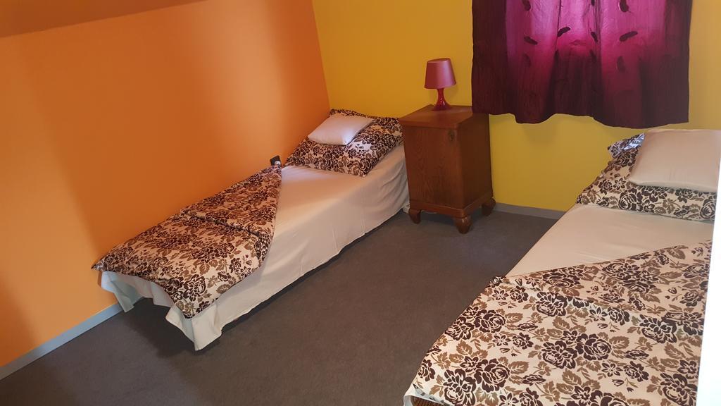 バラトンレッレNador Apartmanアパートメント エクステリア 写真